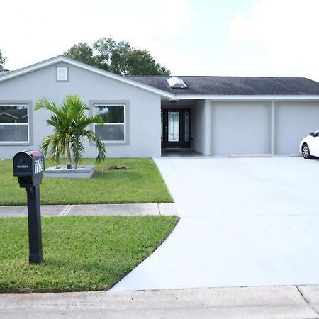 Villa Hosting 1 à Tampa Extérieur photo